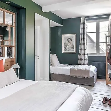 Au Velocipede فندق مبيت وإفطار 3*